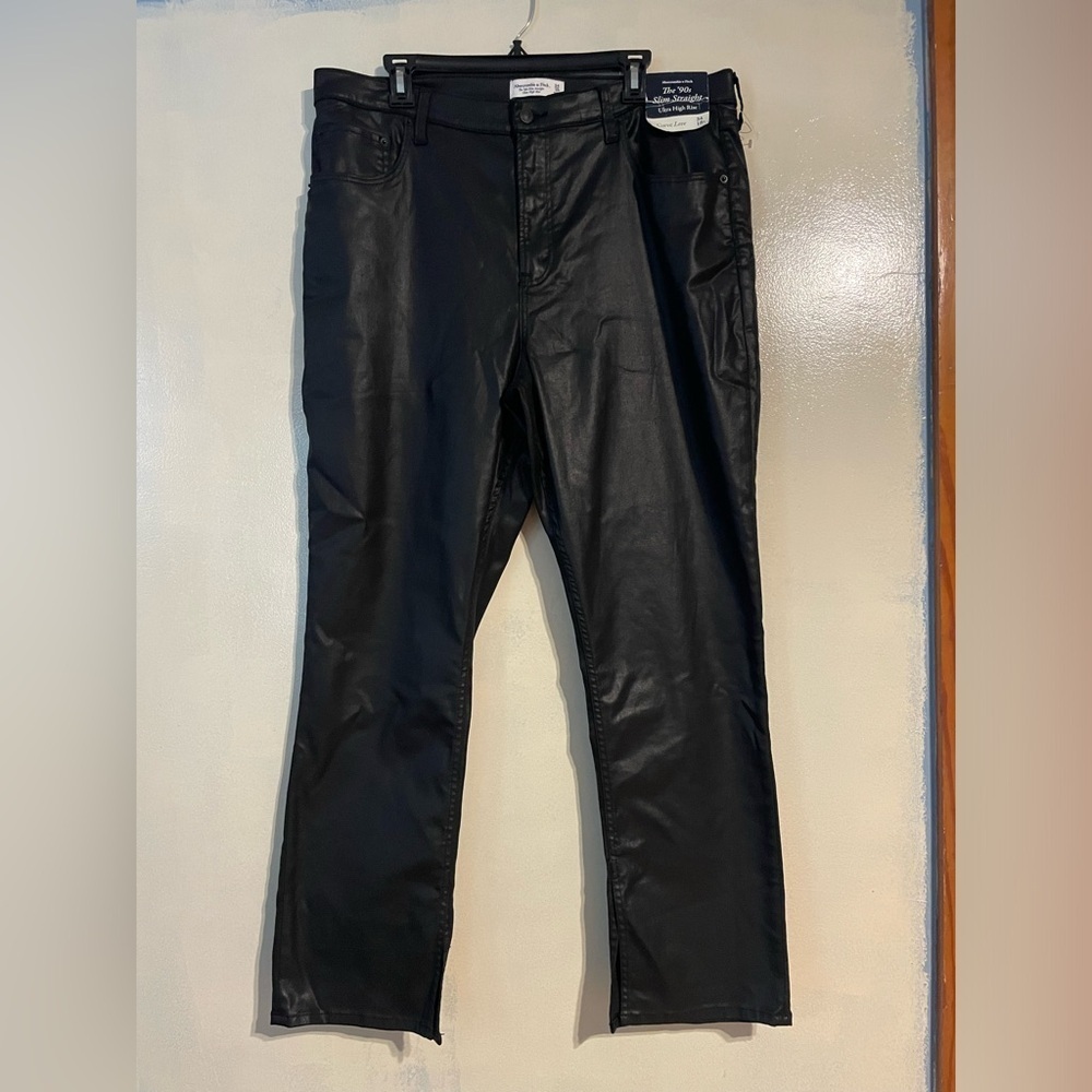NWT Abercrombie the 90s slim straight ultra high rise black sz 18S curve love